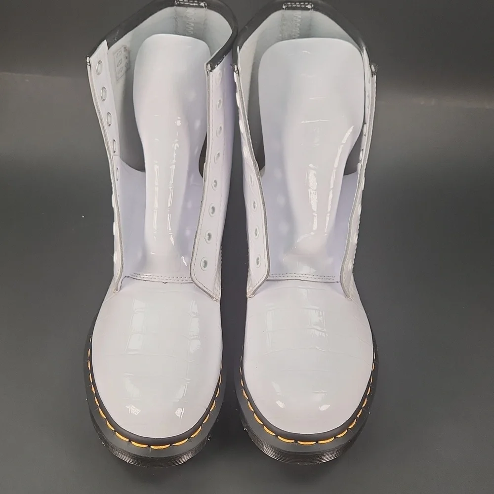 Dr. Martens 1460W Croc White 8 hole boots RARE DISCONTINUED STYLE - Picture 4 of 17